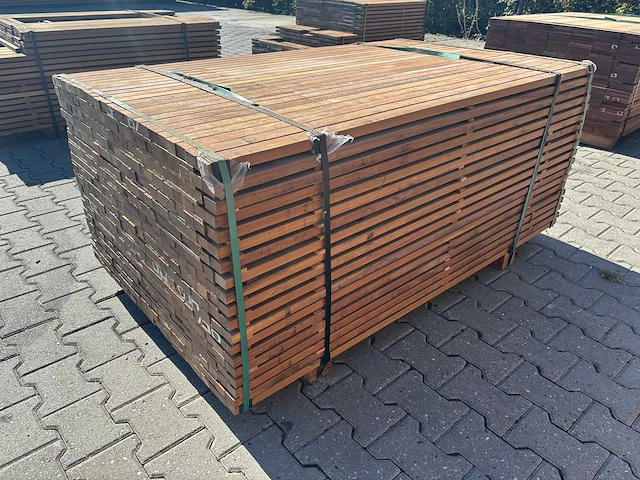 Guyana ipé latten geschaafd 1550x40x25mm (437x) - afbeelding 3 van  3