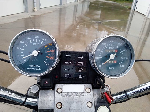 Guzzi - california iii - motorfiets - afbeelding 7 van  7