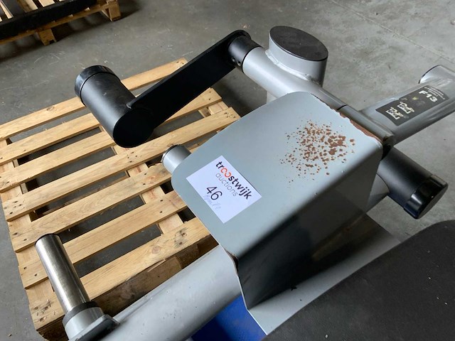 Gym 80 abdominal crunch bench krachtstation - afbeelding 3 van  6