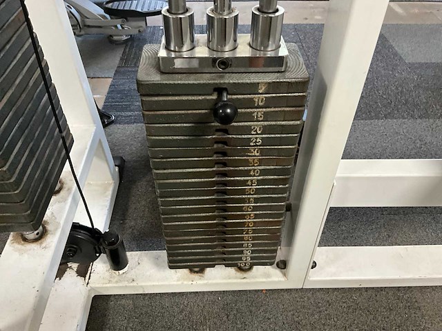 Gym fitness toestel multi pulldown - afbeelding 10 van  12