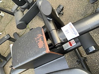 Gym80 plateloaded abdominal krachtstation - afbeelding 4 van  4