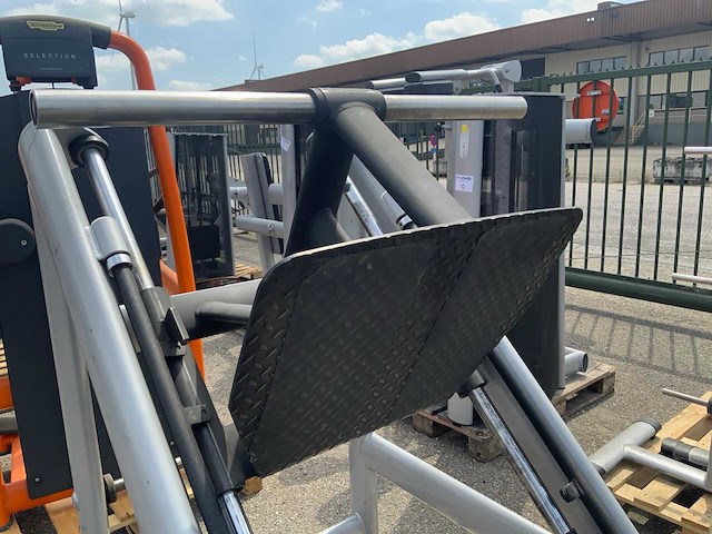 Gym80 signum 45 graden legpress krachtstation - afbeelding 2 van  3