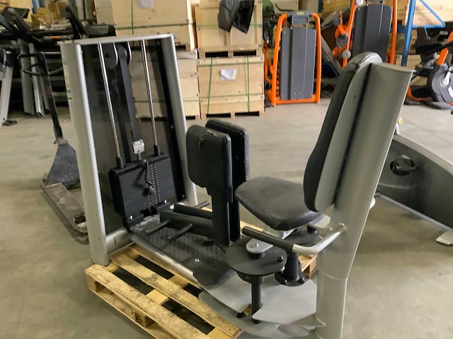 Gym80 signum adductie krachtstation - afbeelding 1 van  5