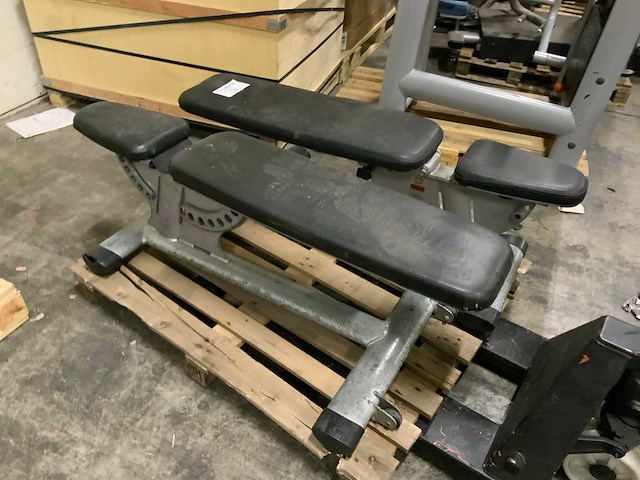 Gym80 signum adjustable bench 2 stuks krachtstation - afbeelding 1 van  3
