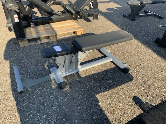 Gym80 signum adjustable bench krachtstation - afbeelding 1 van  4