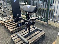 Gym80 signum biceps bench krachtstation