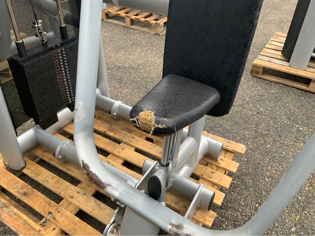 Gym80 signum chestpress krachtstation - afbeelding 4 van  4