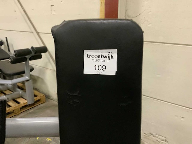 Gym80 signum chestpress krachtstation - afbeelding 2 van  5