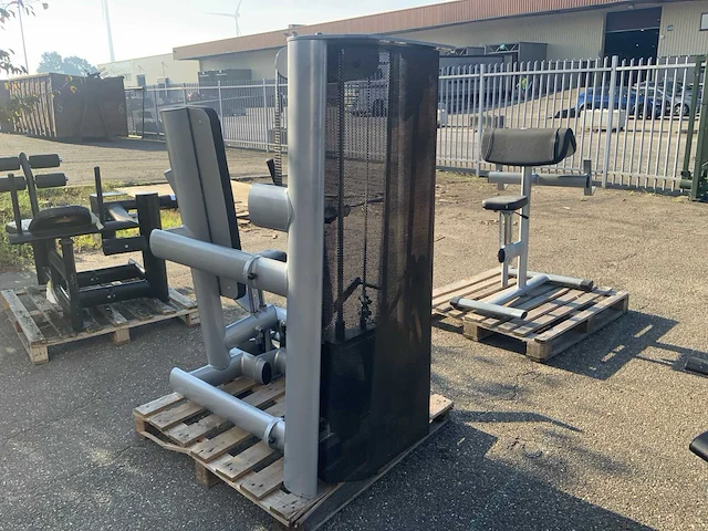 Gym80 signum chestpress krachtstation - afbeelding 6 van  6