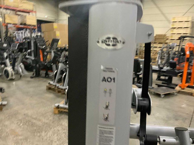 Gym80 signum chestpress krachtstation - afbeelding 4 van  5