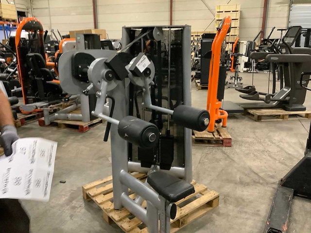 Gym80 signum delt machine krachtstation - afbeelding 1 van  4