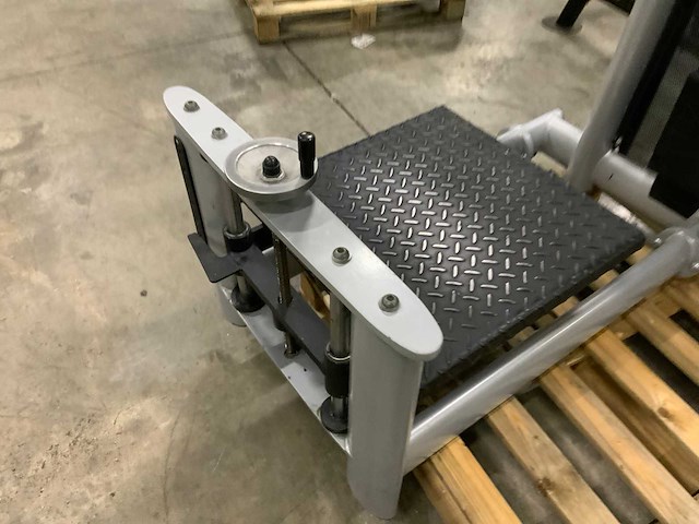 Gym80 signum glute krachtstation - afbeelding 2 van  4