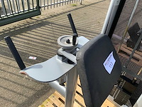 Gym80 signum kick back glute krachtstation - afbeelding 3 van  5