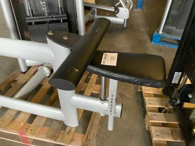 Gym80 signum latpull down krachtstation - afbeelding 2 van  5