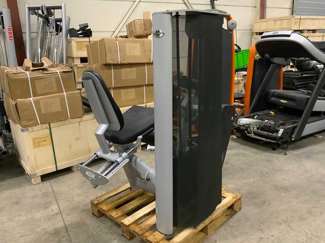 Gym80 signum leg extension krachtstation - afbeelding 6 van  8