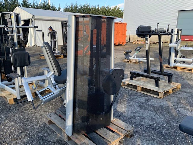 Gym80 signum leg extension krachtstation - afbeelding 8 van  8