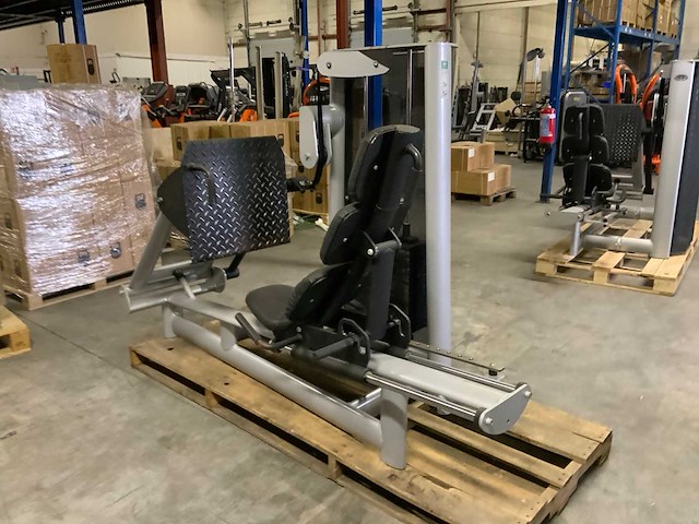 Gym80 signum legpress krachtstation - afbeelding 1 van  5