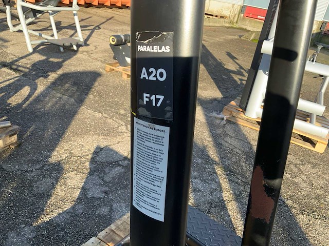 Gym80 signum legraise/dip krachtstation - afbeelding 2 van  4