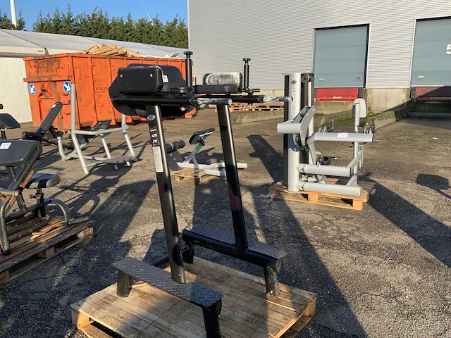 Gym80 signum legraise/dip krachtstation - afbeelding 1 van  4