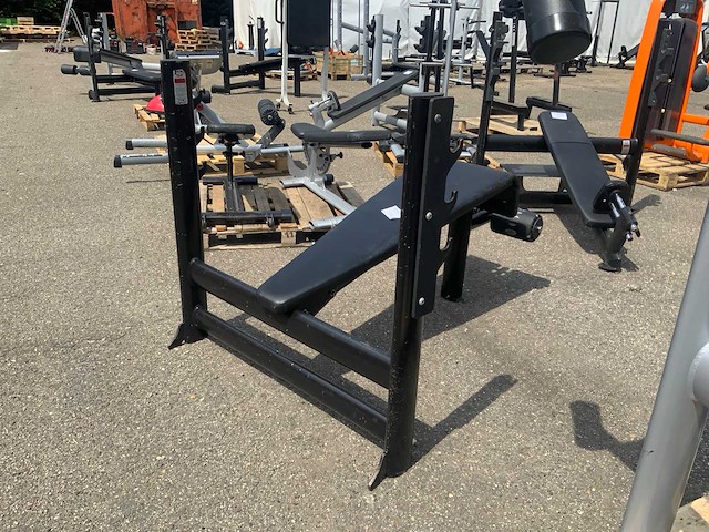 Gym80 signum olympische decline bench krachtstation - afbeelding 1 van  3