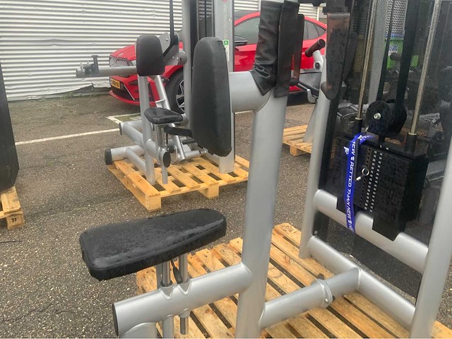 Gym80 signum pec deck rear delt krachtstation - afbeelding 2 van  5