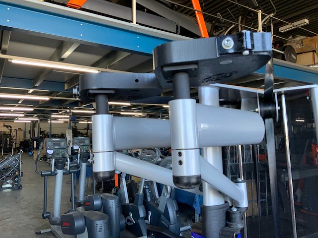 Gym80 signum pec deck rear delt krachtstation - afbeelding 3 van  6