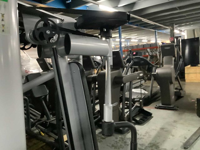 Gym80 signum pec fly krachtstation - afbeelding 5 van  5