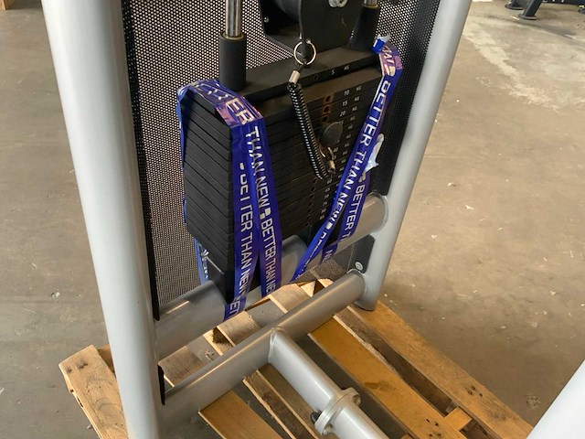 Gym80 signum pec fly rear delt krachtstation - afbeelding 4 van  6