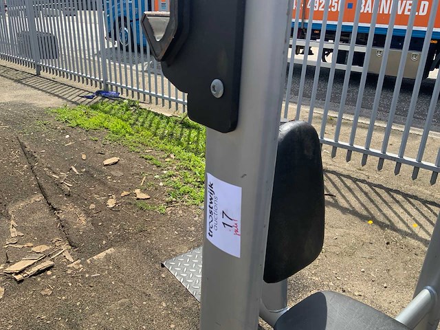 Gym80 signum schoulderpress krachtstation - afbeelding 2 van  5