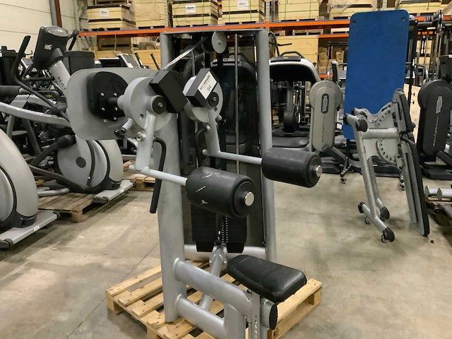 Gym80 signum shoulder press krachtstation - afbeelding 2 van  5