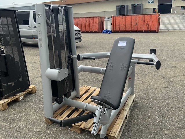 Gym80 signum shoulderpress krachtstation - afbeelding 1 van  5
