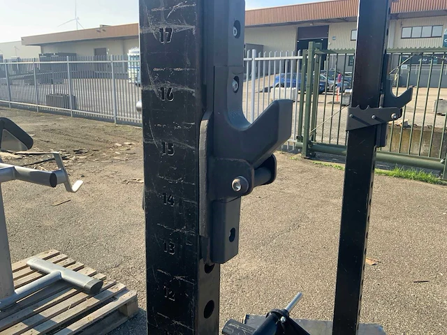Gym80 signum squat rek krachtstation - afbeelding 2 van  4