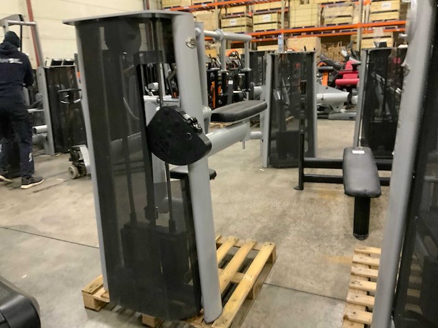 Gym80 signum tricpes extension krachtstation - afbeelding 1 van  2