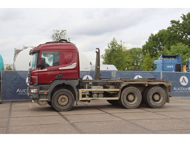 Haakarmsysteem vrachtwagen scania p114cb6x4hz diesel 340pk 1999 - afbeelding 1 van  1