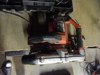 Haakse slijper + cirkelzaag black & decker - afbeelding 4 van  7