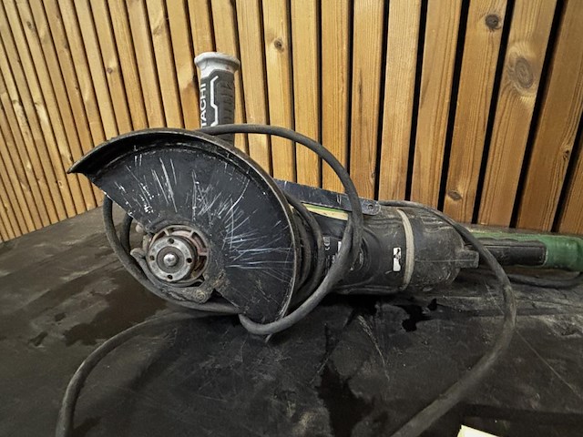 Haakse slijper hitachi - afbeelding 2 van  4