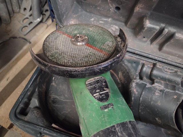 Haakse slijper hitatchi g23 sw - afbeelding 3 van  4