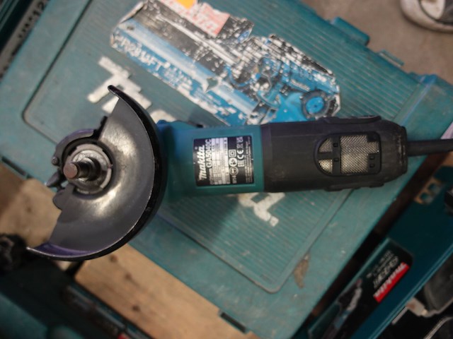 Haakse slijper makita - afbeelding 3 van  4