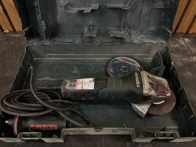 Haakse slijper metabo - afbeelding 2 van  3