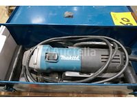 Haakse slijper + vlakschuurmachine makita - afbeelding 3 van  6