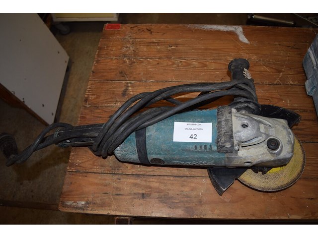 Haakse slijpmachine makita diameter 125cm 220v - afbeelding 1 van  6