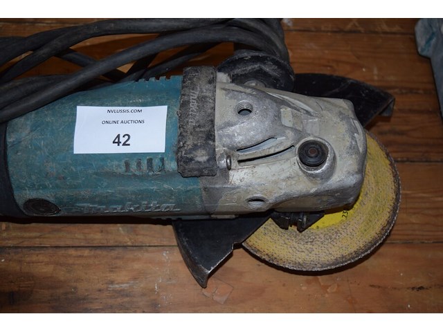 Haakse slijpmachine makita diameter 125cm 220v - afbeelding 2 van  6