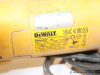 Haakse slijptol dewalt dwe4237-qs - afbeelding 3 van  3