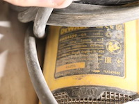 Haakse slijptol dewalt dwe4559, 230mm - afbeelding 3 van  3