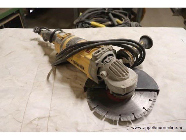 Haakse slijptol dewalt dwe4579-qs, 230mm - afbeelding 2 van  3