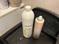 Haarverzorging - set verzorgingsproducten en professionele kleuring - afbeelding 6 van  17