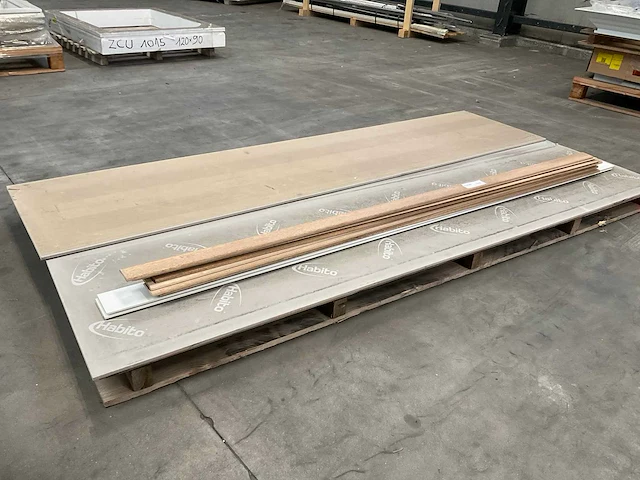 Habito gipsplaten en plinten - afbeelding 3 van  3
