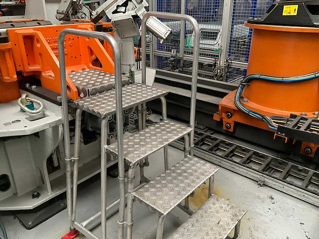 Haca leitern platformladder/oplooptrap - afbeelding 4 van  6