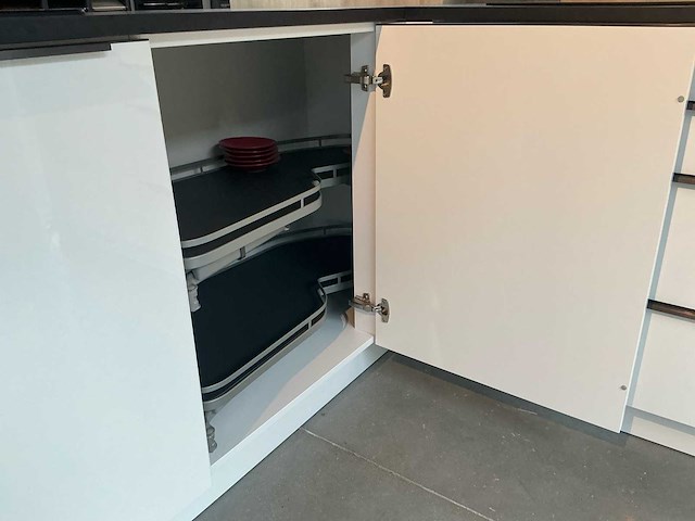 Hacker concept keukenopstelling - afbeelding 6 van  29