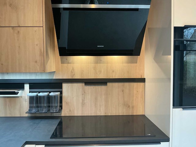 Hacker concept keukenopstelling - afbeelding 25 van  29